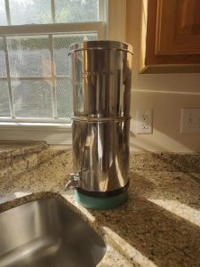 glacierfresh gravity fed water filter on countertop